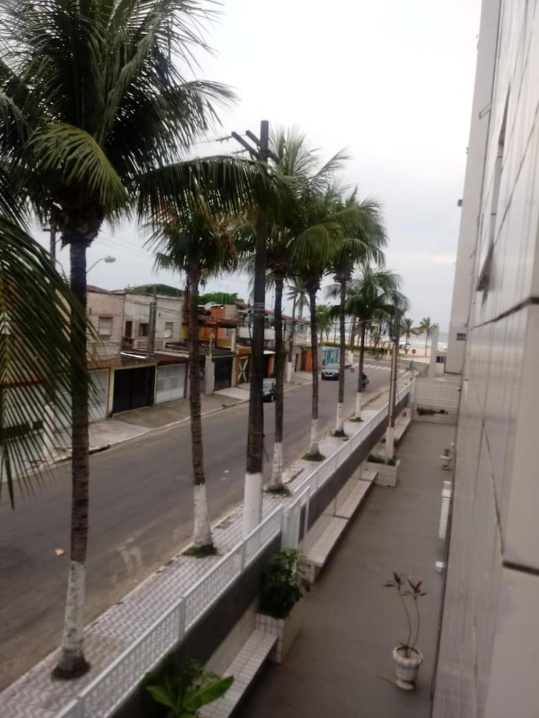 Kitao Pe Na Areia Na Vila Mirim - Praia Grande/Sp Exteriör bild